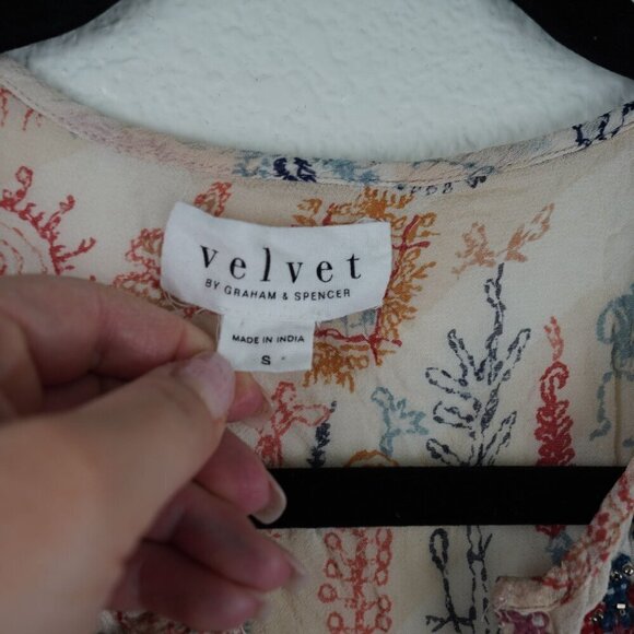 Velvet by Graham and Spencer Tawni Cleo Embroidered Peasant Boho MINI Dress - Picture 11 of 12